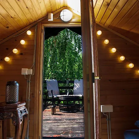 Marine House Makis *