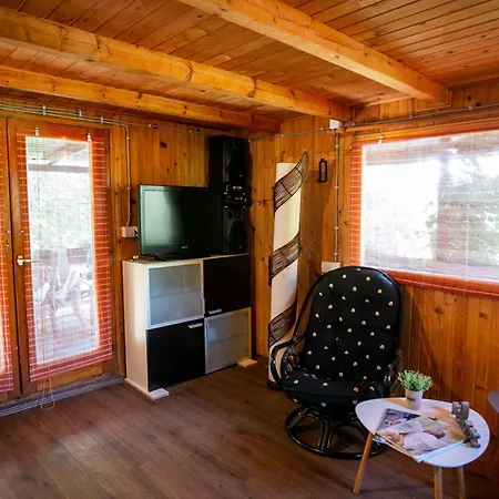 Marine House Makis Hébergement de vacances *